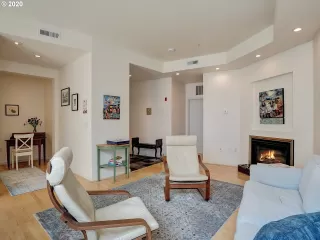 Photo #6: 21450089 Listing