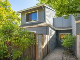 More Details about MLS # 21450396 : 14678 SW 106TH AVE