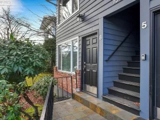 Photo #2: 21451558 Listing 