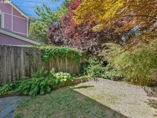 Photo #1: 21451736 Listing