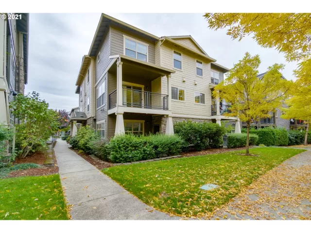 MLS: 21453066 Condo For Sale