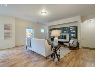 Photo #2: 21453066 Listing 