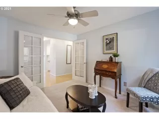 Photo #2: 21453439 Listing