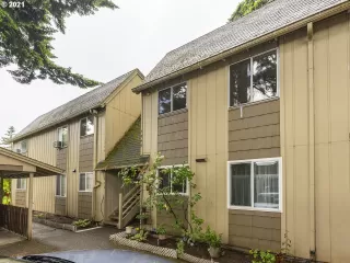 Photo #1: 21453533 Listing