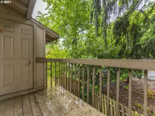 Photo #4: 21453533 Listing