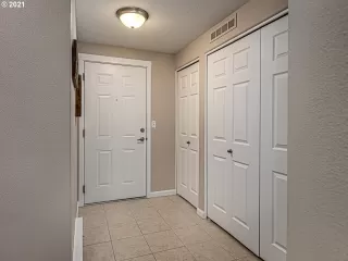 Photo #1: 21453913 Listing