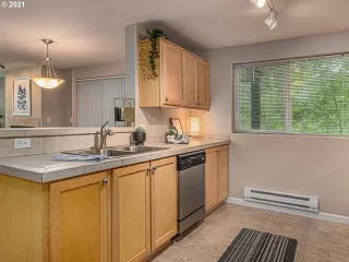 Photo #2: 21453913 Listing