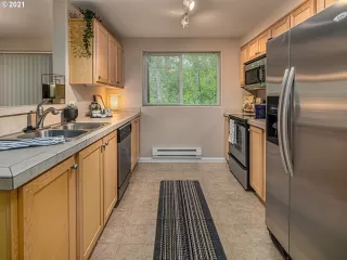 Photo #3: 21453913 Listing