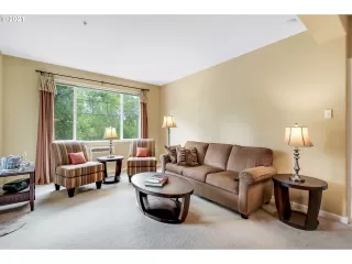 Photo #1: 21453914 Listing