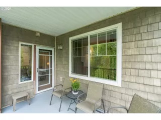 Photo #5: 21453914 Listing