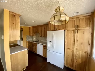 Photo #6: 21454401 Listing