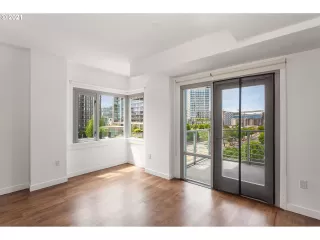 Photo #6: 21454405 Listing