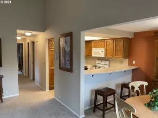 Photo #4: 21454555 Listing 