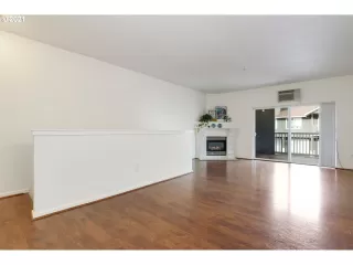 Photo #3: 21454921 Listing