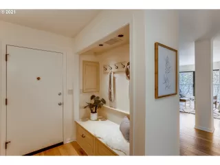 Photo #1: 21455202 Listing