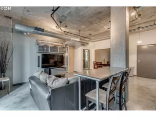 Photo #3: 21456178 Listing 