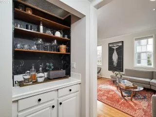 Photo #6: 21456334 Listing 