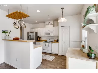 Photo #6: 21456741 Listing 