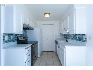 Photo #5: 21457736 Listing 