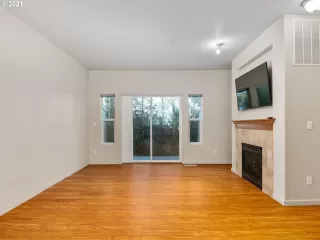Photo #6: 21457906 Listing 