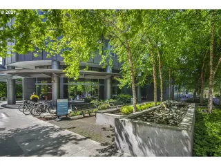 Photo #1: 21458000 Listing 