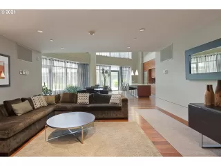 Photo #2: 21458000 Listing 