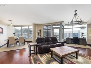 Photo #4: 21458000 Listing 