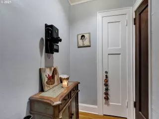 Photo #4: 21458526 Listing