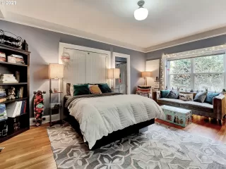 Photo #5: 21458526 Listing