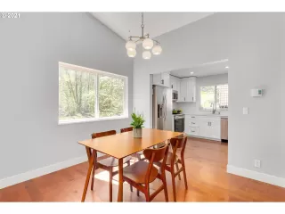 Photo #2: 21458623 Listing 