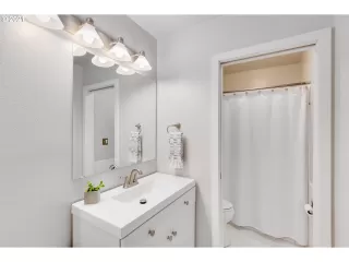 Photo #5: 21458623 Listing 