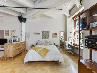 Photo #5: 21459277 Listing 