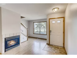 Photo #2: 21459428 Listing