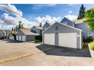 Photo #2: 21460180 Listing