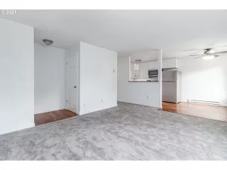 Photo #2: 21460601 Listing