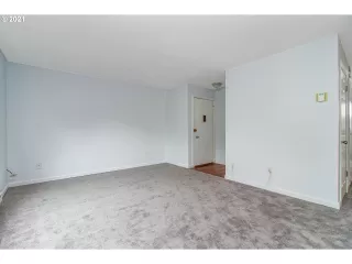 Photo #3: 21460601 Listing