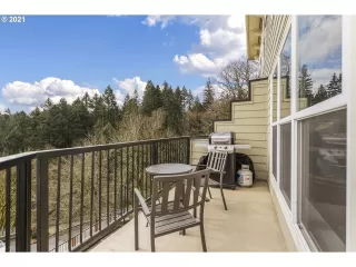 Photo #4: 21460968 Listing 