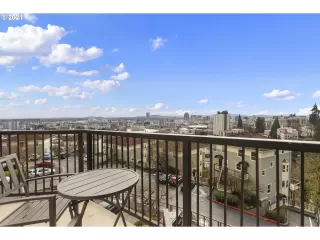 Photo #5: 21460968 Listing 