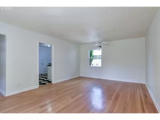 Photo #2: 21461042 Listing