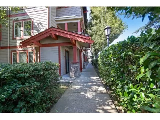 Photo #3: 21461389 Listing