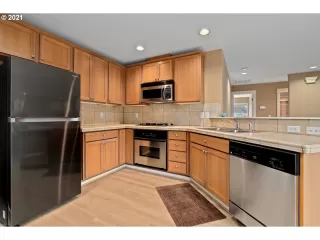 Photo #5: 21461781 Listing