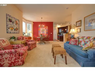 Photo #2: 21462754 Listing