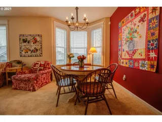 Photo #3: 21462754 Listing