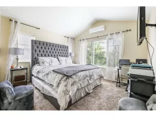 Photo #1: 21462926 Listing