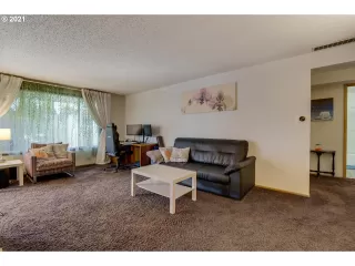 Photo #2: 21465389 Listing 
