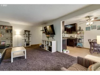 Photo #6: 21465389 Listing 