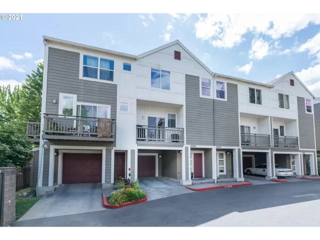 MLS: 21465891 Condo For Sale