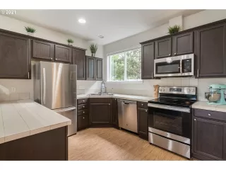 Photo #2: 21465891 Listing