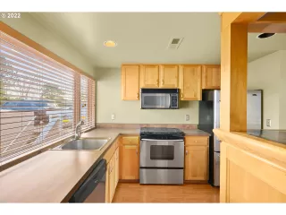 Photo #1: 21465935 Listing 