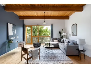 Photo #2: 21466067 Listing